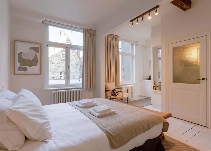 Huswell - Genthof - Room 2